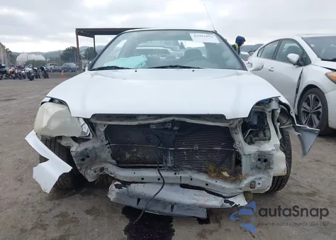 1997 Honda Civic Dx из США, поврежденный, VIN 1HGEJ6220VL115709